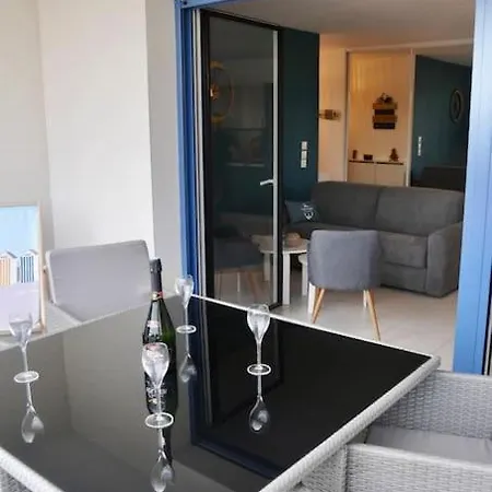 Apartman Elegant & Spacieux, Place Du Dauphin A